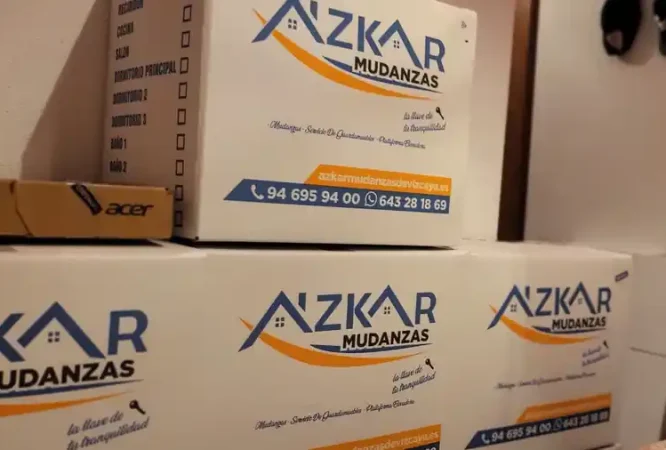 Cajas de Azkar Mudanzas preparadas para una mudanza por separación en Bilbao